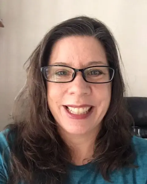 Renée Saulnier, Bennett education consultant